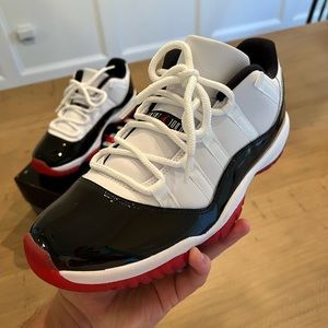 Air Jordan 11 Retro Low ‘Concord Bread’